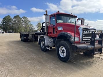 Main image Mack GU713